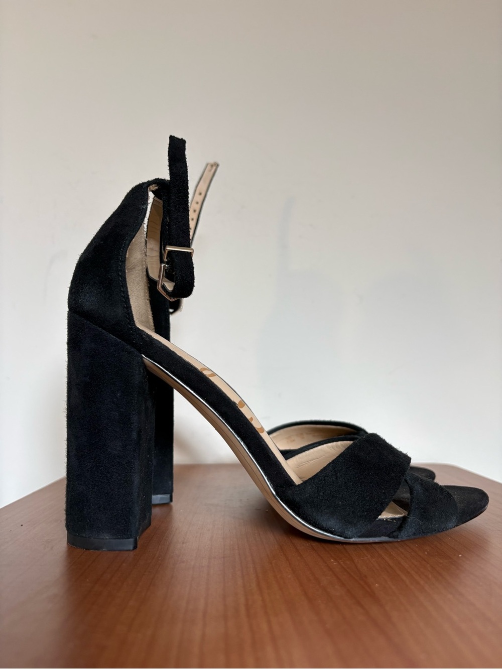 Sam Edelman Yancy Suede Block Heel Sandals Black size 7.5 - Picture 14 of 14